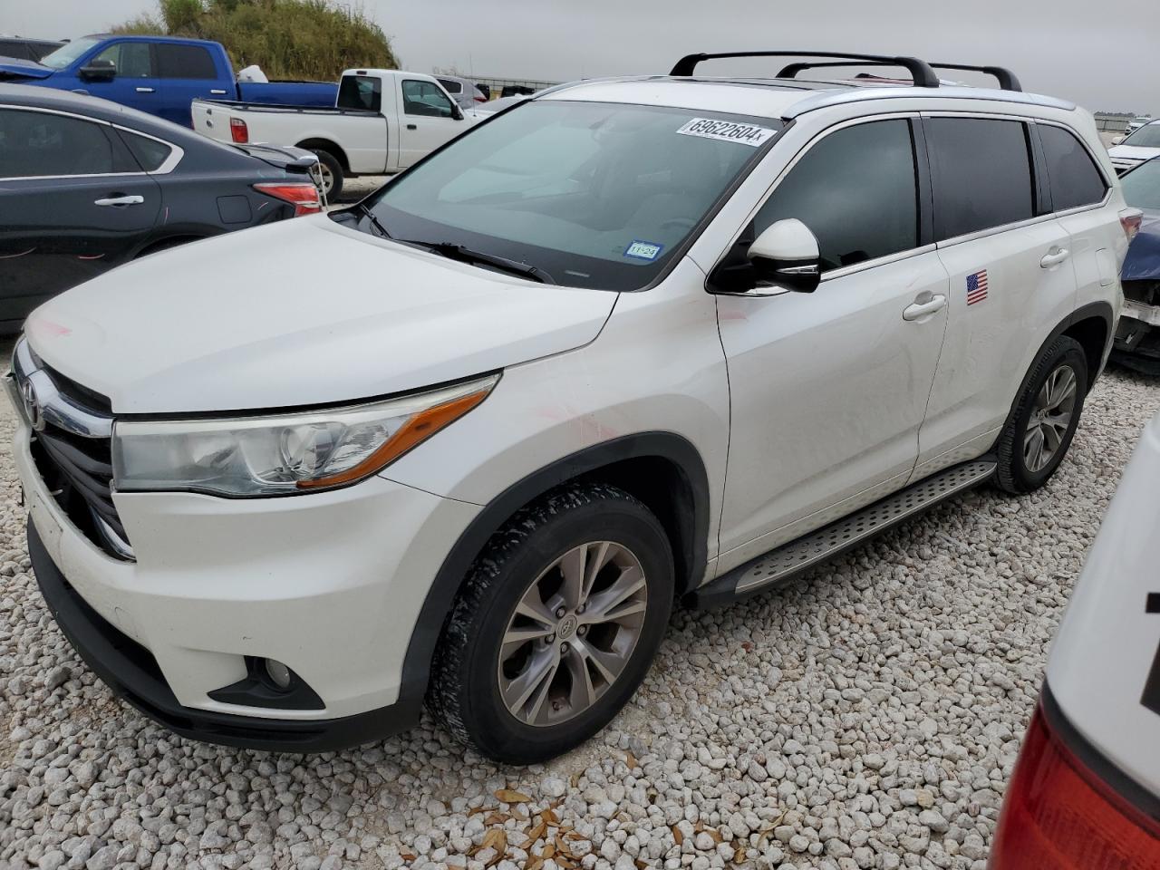 TOYOTA HIGHLANDER 2015