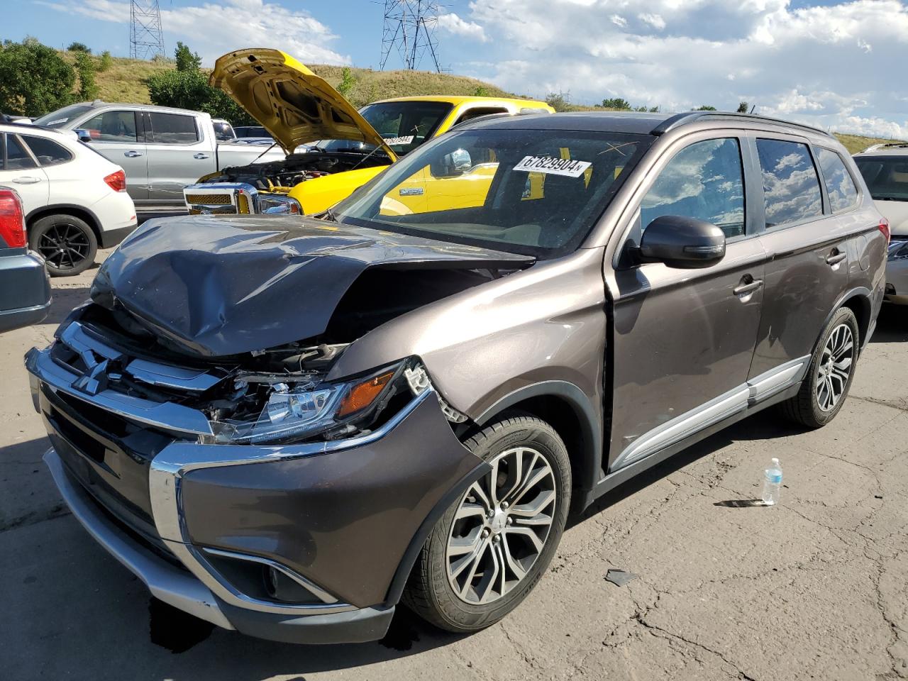 MITSUBISHI OUTLANDER 2016