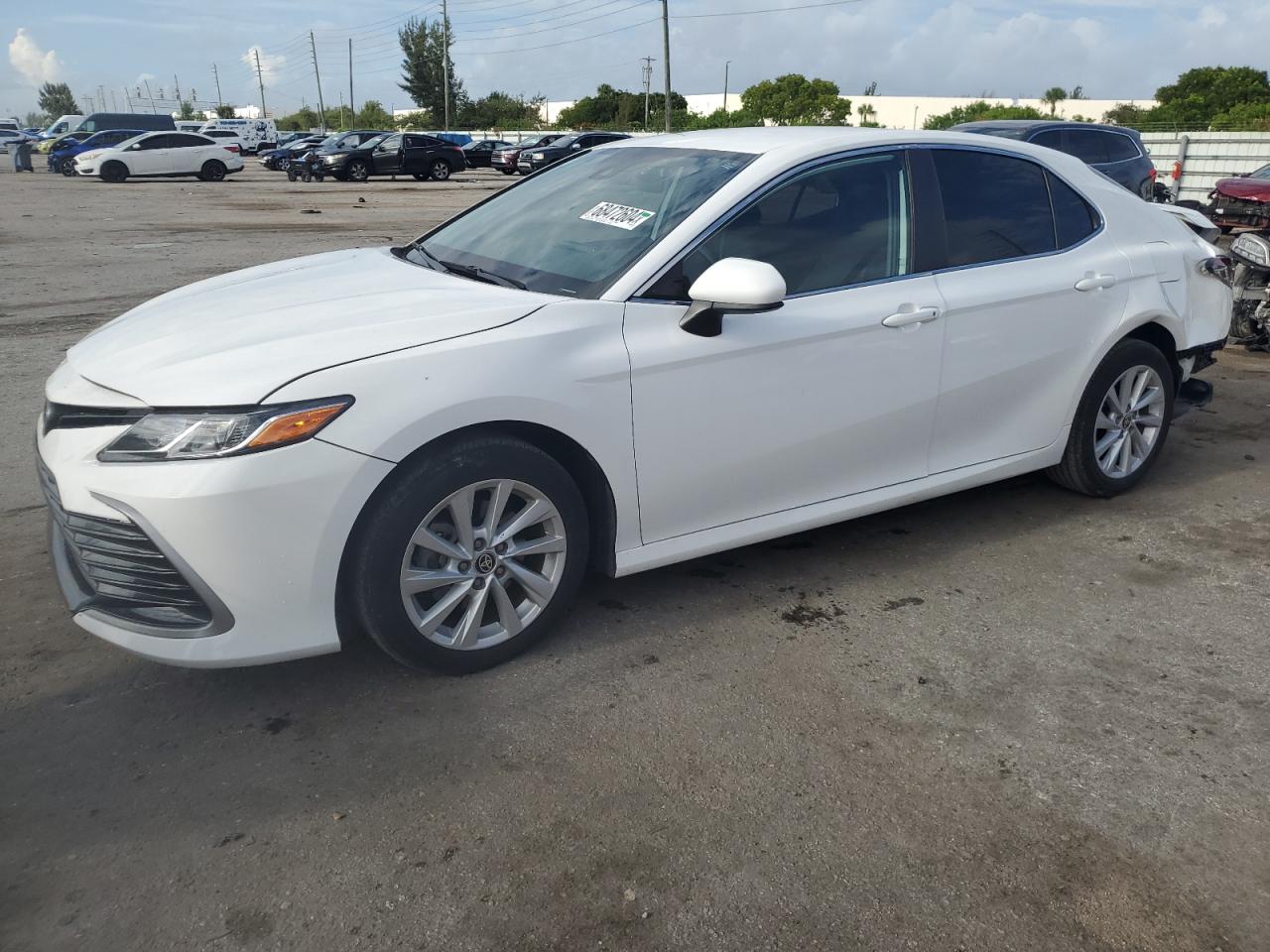 TOYOTA CAMRY LE 2022