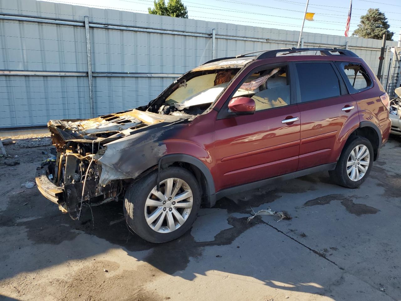 SUBARU FORESTER 2 2011