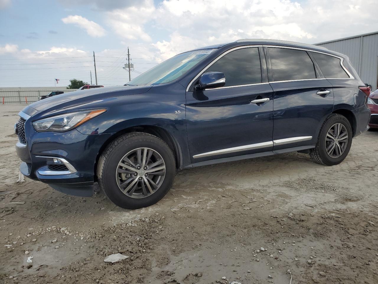 INFINITI QX60 2017