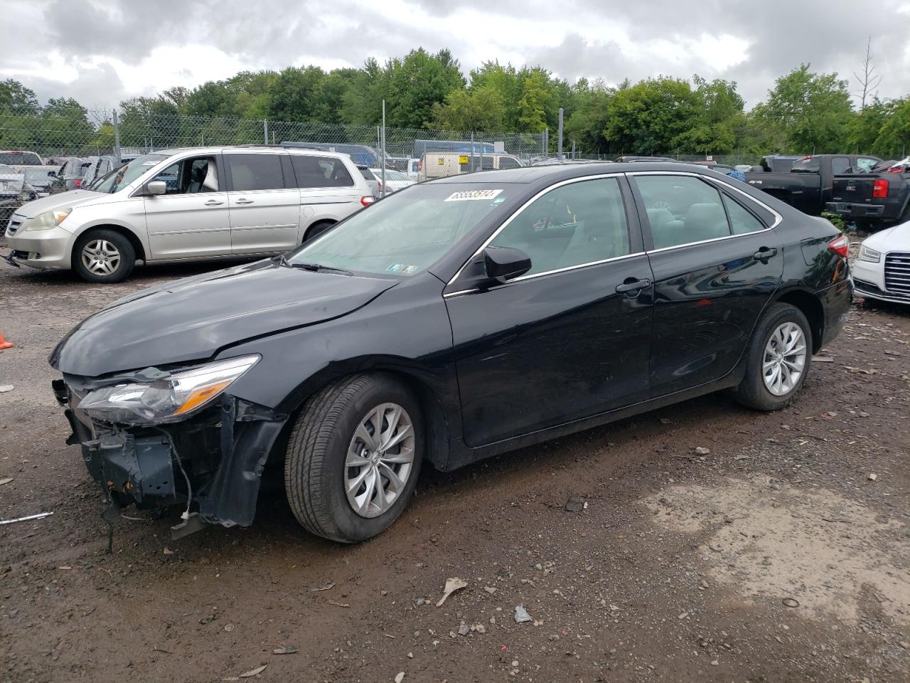 TOYOTA CAMRY LE 2017