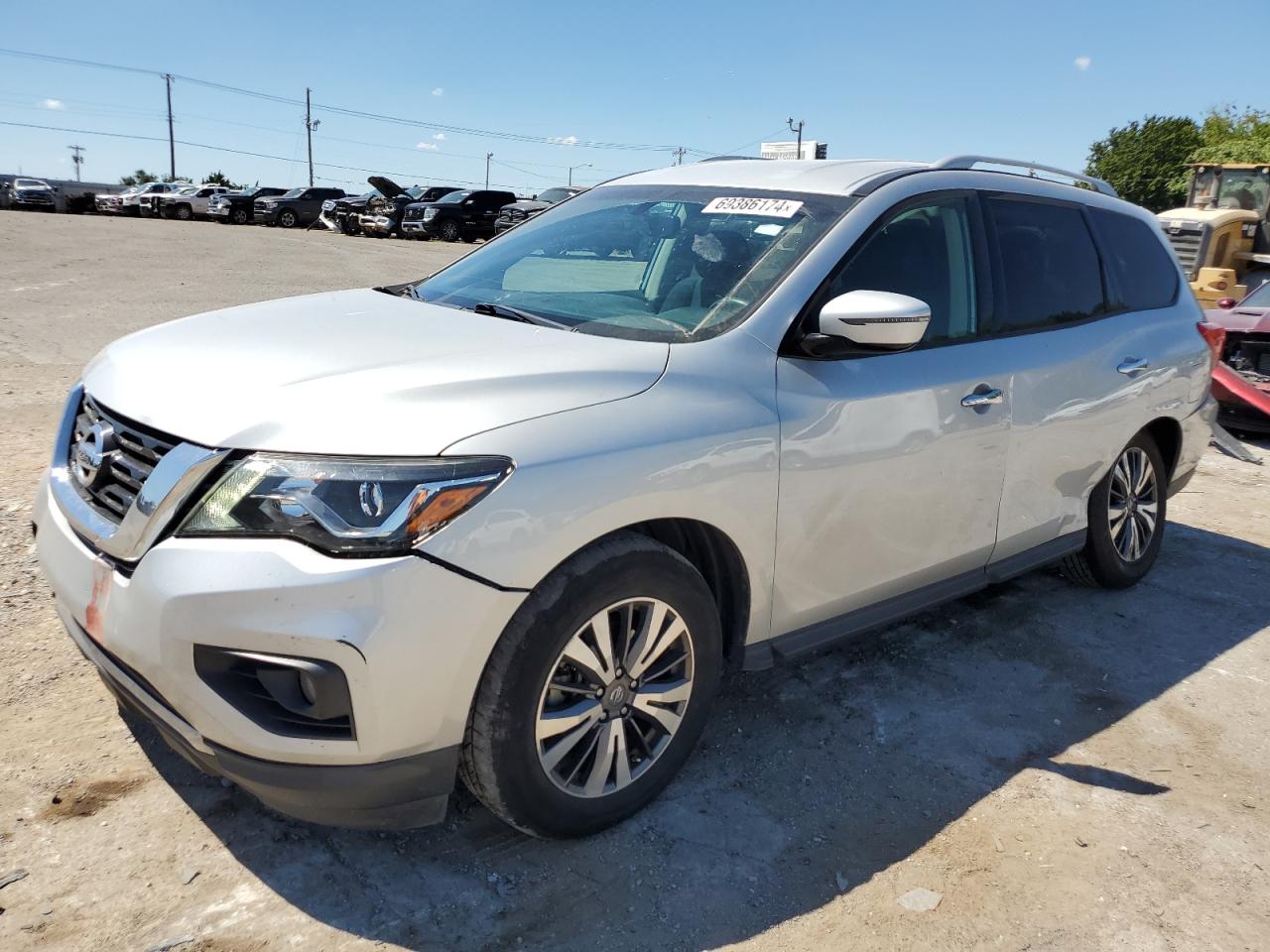 NISSAN PATHFINDER 2017