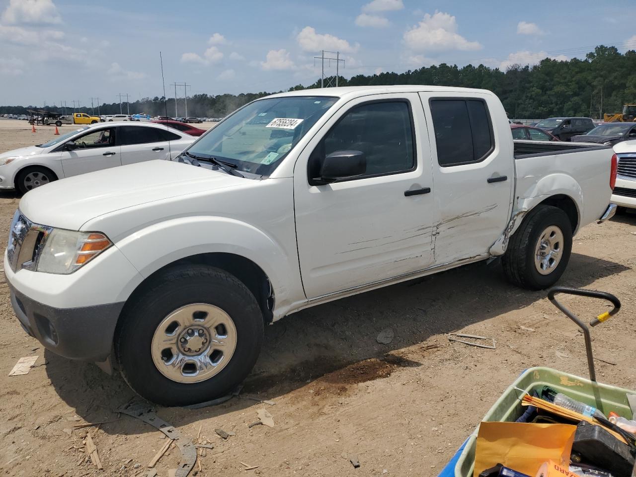 NISSAN FRONTIER 2016