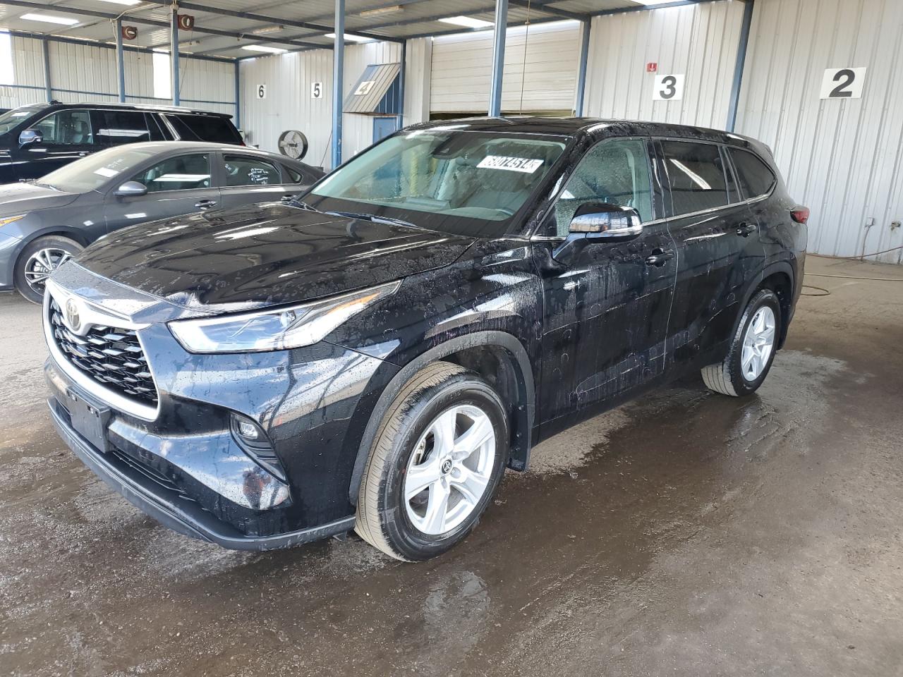 TOYOTA HIGHLANDER 2023
