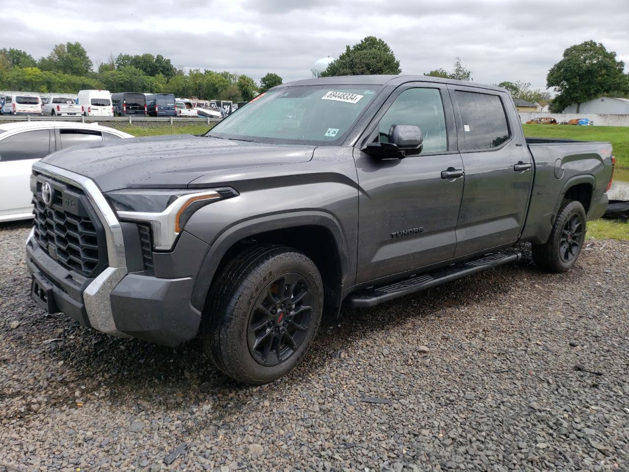 TOYOTA TUNDRA CRE 2023