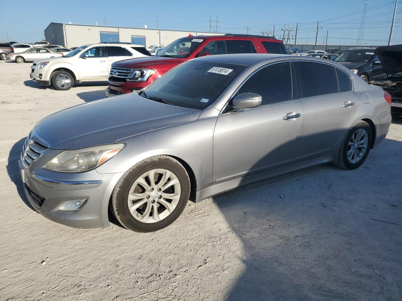 HYUNDAI GENESIS 3. 2012