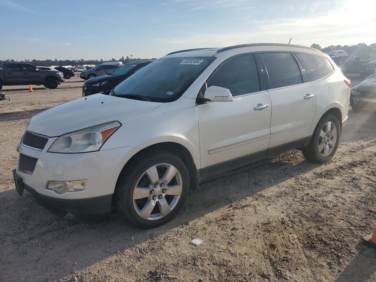 CHEVROLET TRAVERSE L 2011