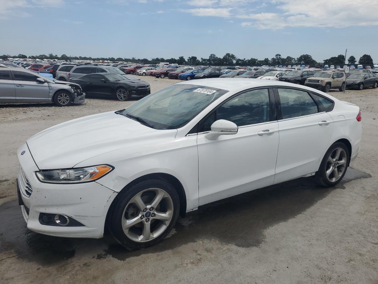 FORD FUSION SE 2013