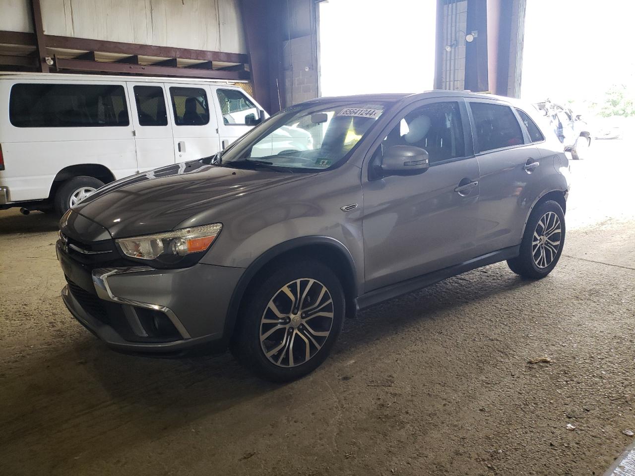 MITSUBISHI OUTLANDER 2018