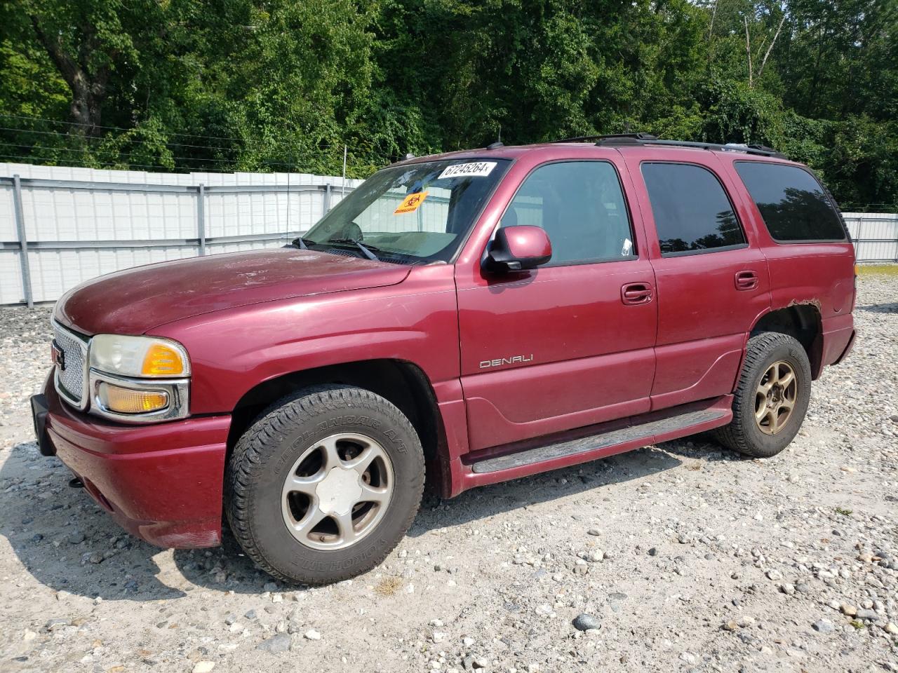 GMC YUKON DENA 2004