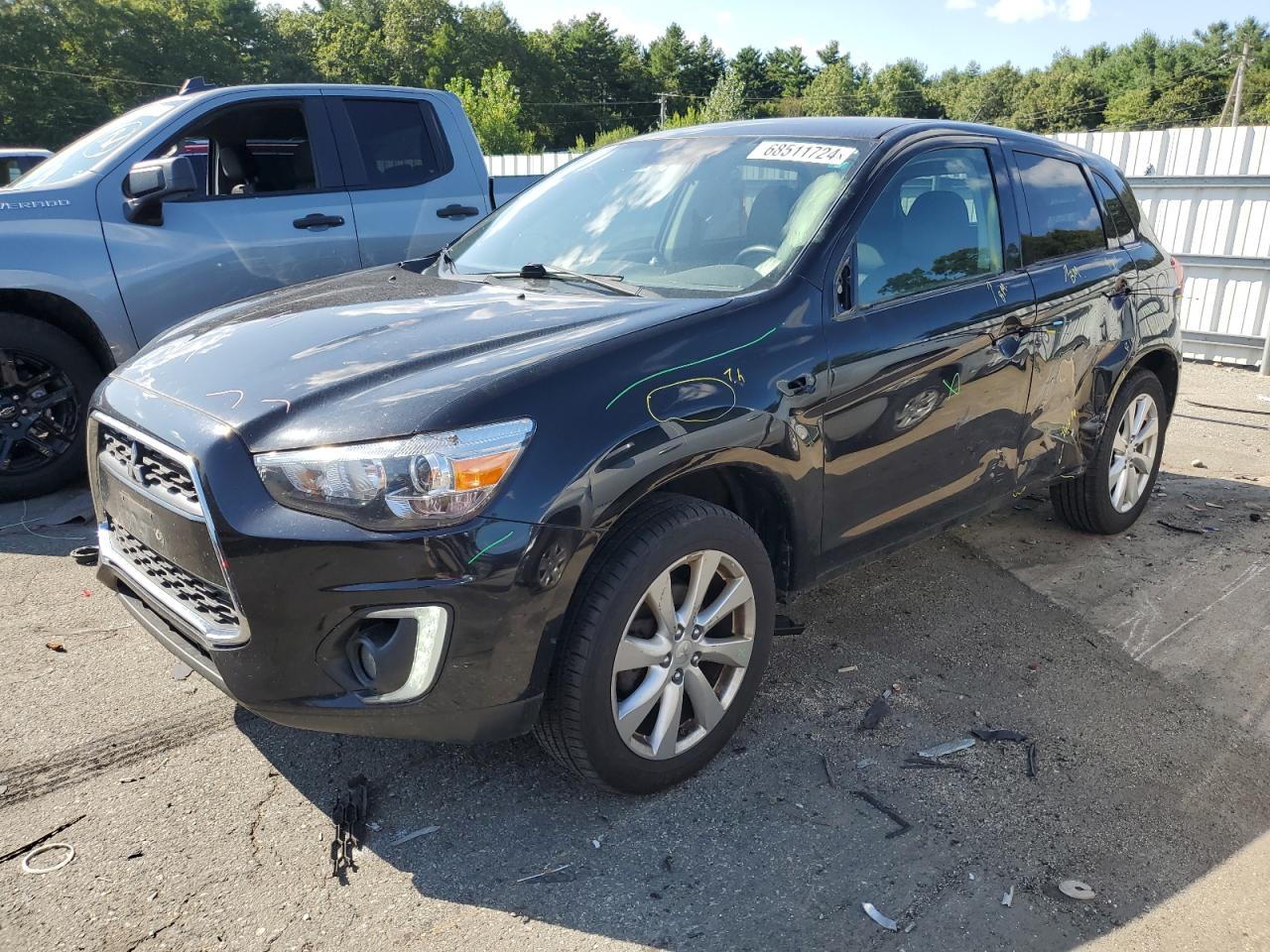 MITSUBISHI OUTLANDER 2015
