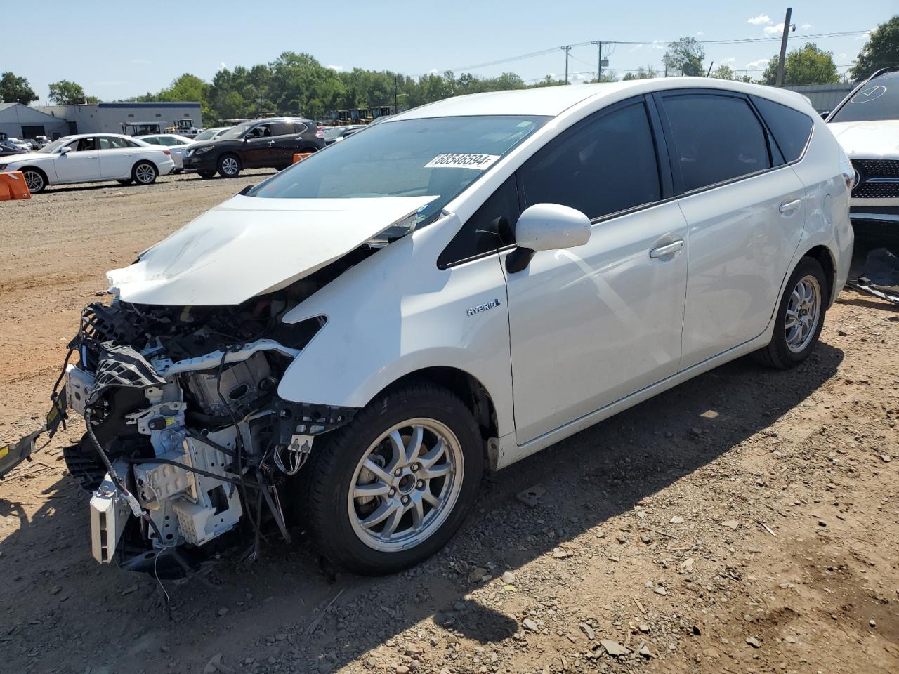 TOYOTA PRIUS V 2013