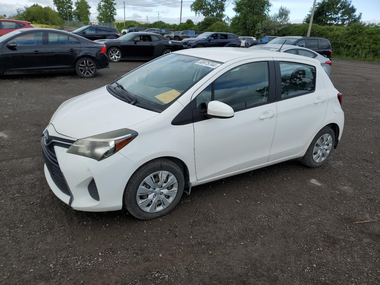 TOYOTA YARIS 2015