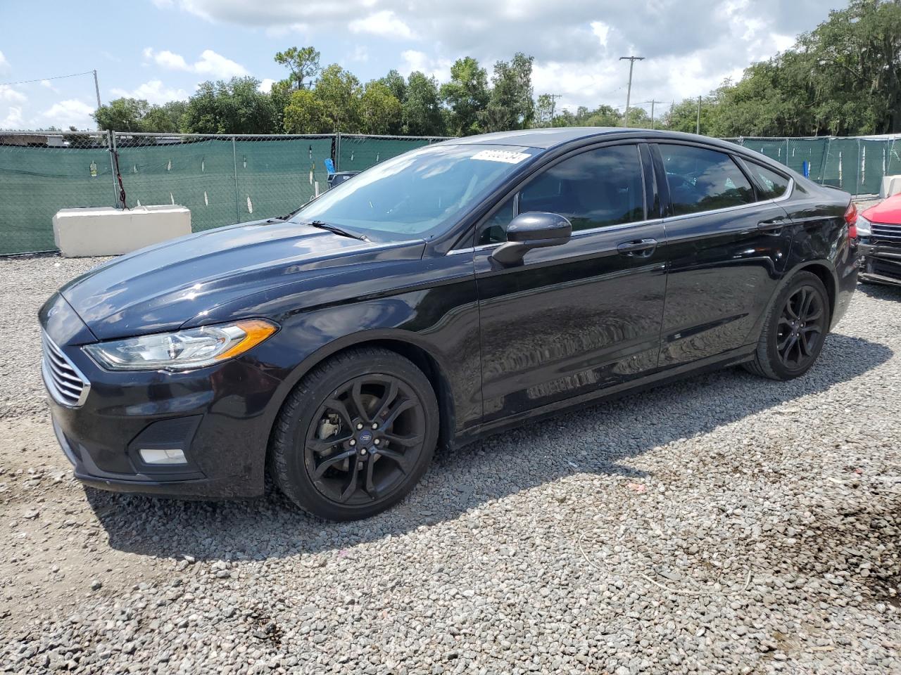 FORD FUSION SE 2019