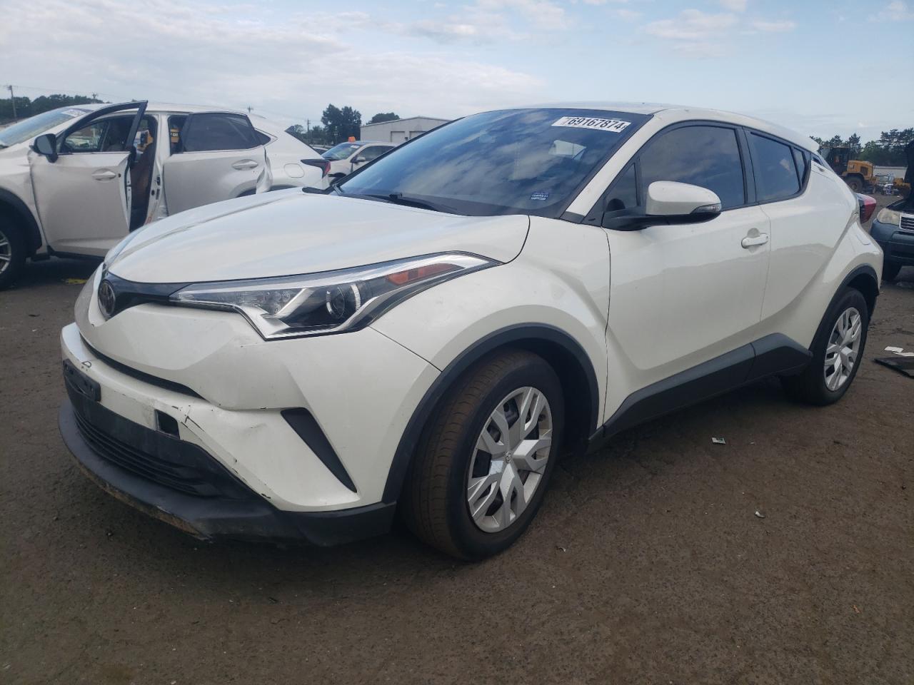 TOYOTA C-HR XLE 2019