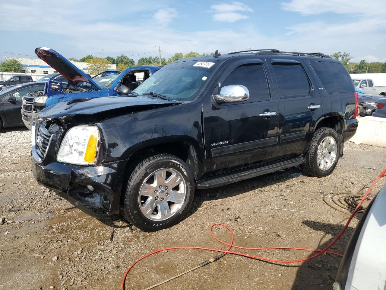 GMC YUKON SLT 2013