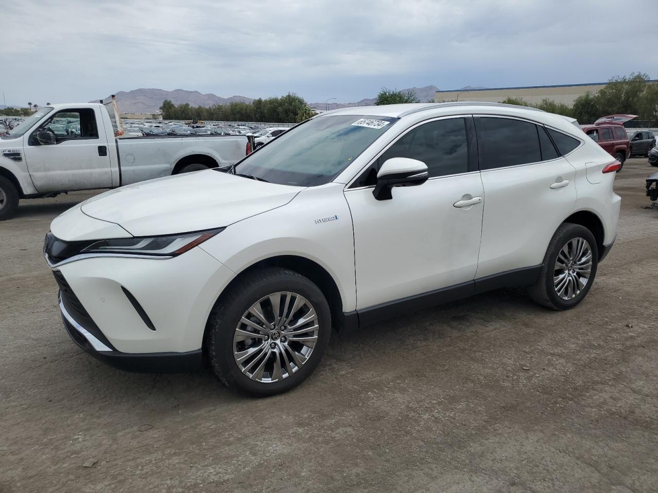 TOYOTA VENZA LE 2021