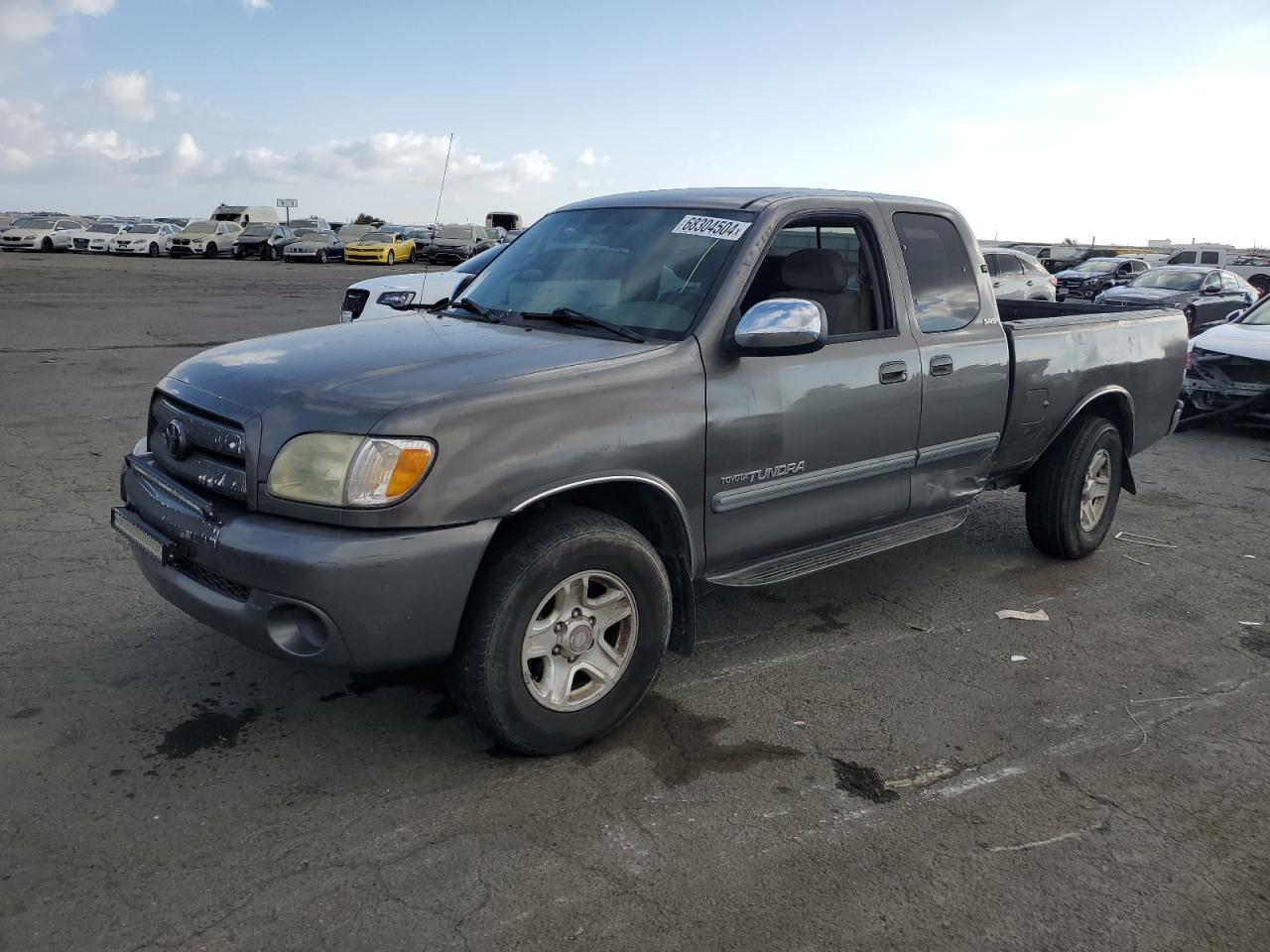 TOYOTA TUNDRA 2004