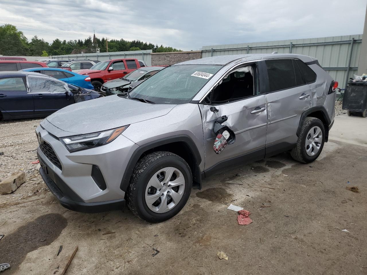 TOYOTA RAV4 LE 2024
