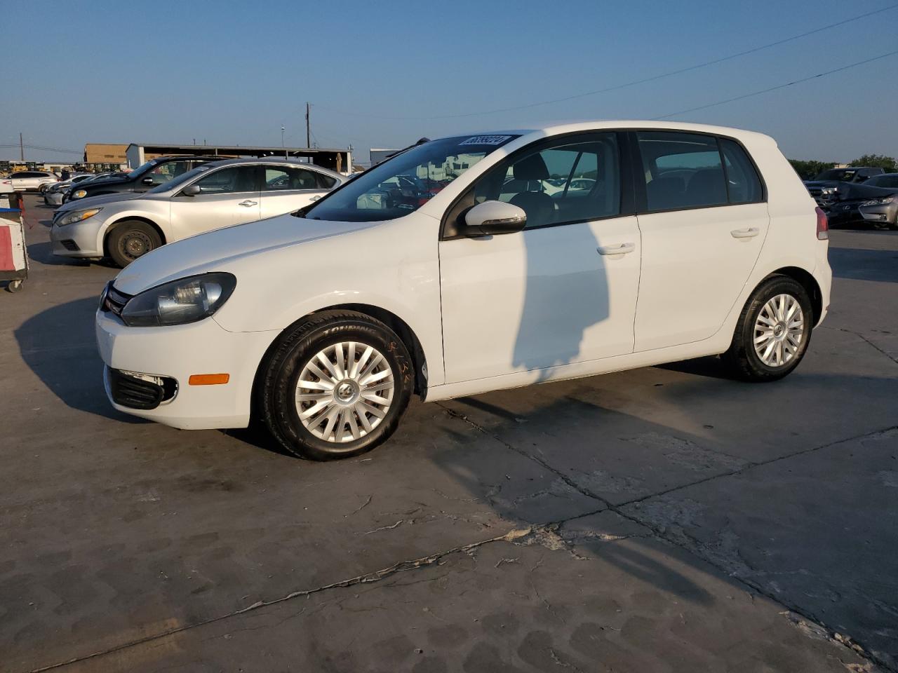 VOLKSWAGEN GOLF 2014