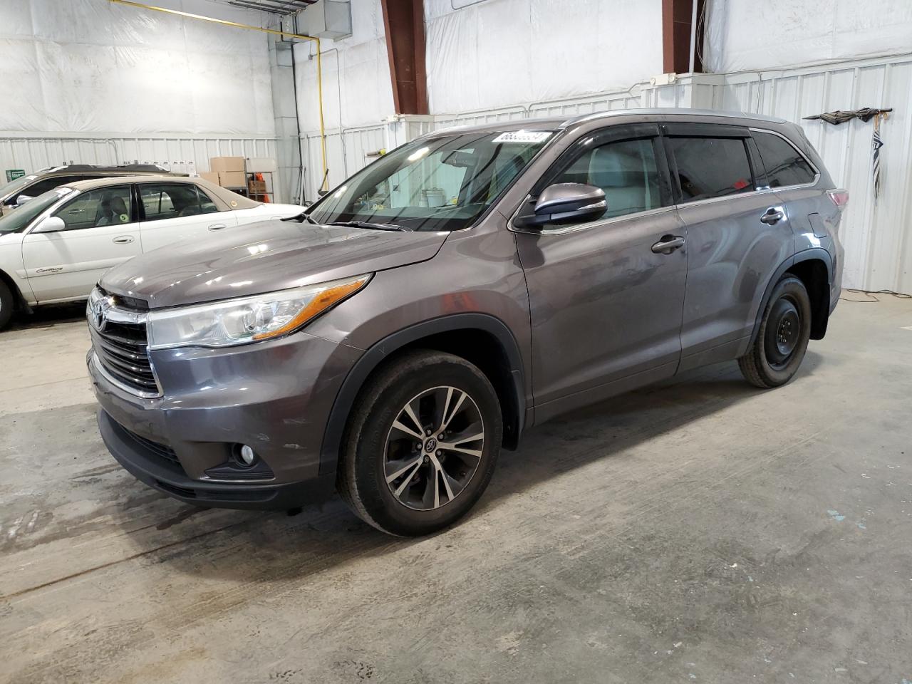 TOYOTA HIGHLANDER 2016