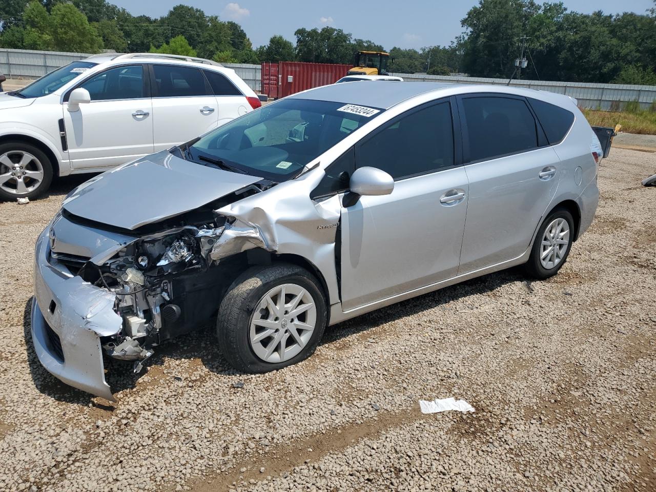 TOYOTA PRIUS V 2013