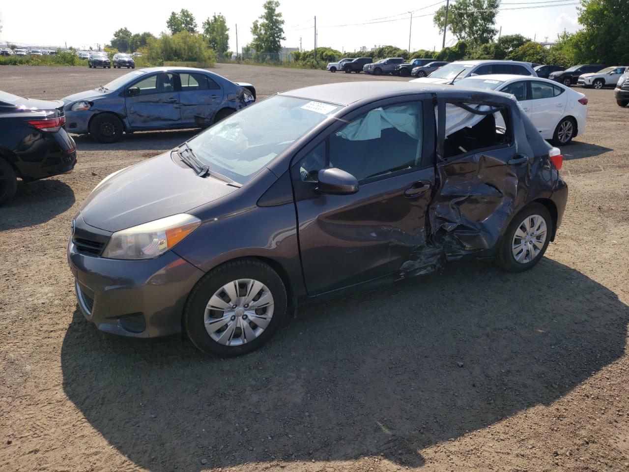 TOYOTA YARIS 2014