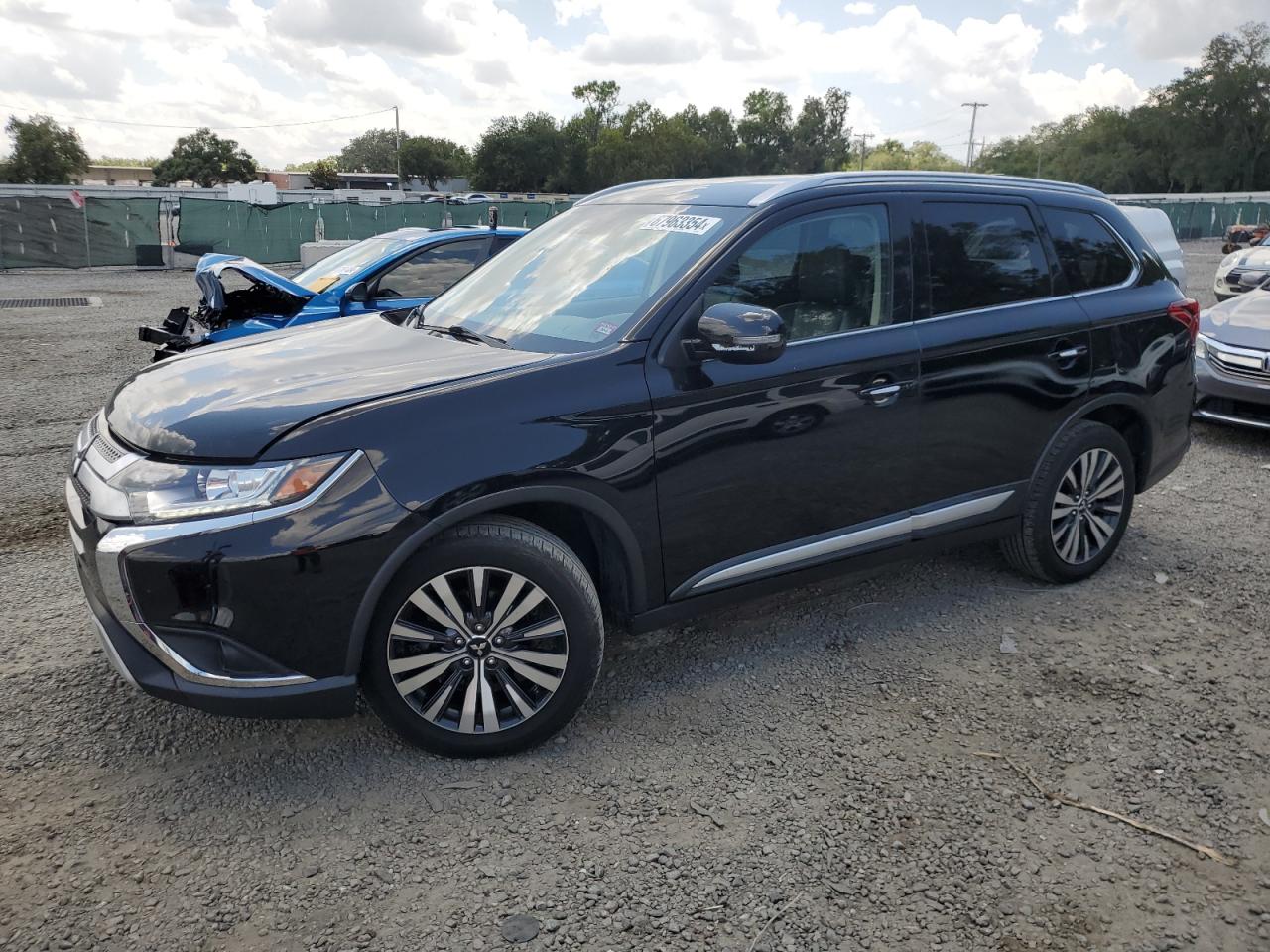 MITSUBISHI OUTLANDER 2020