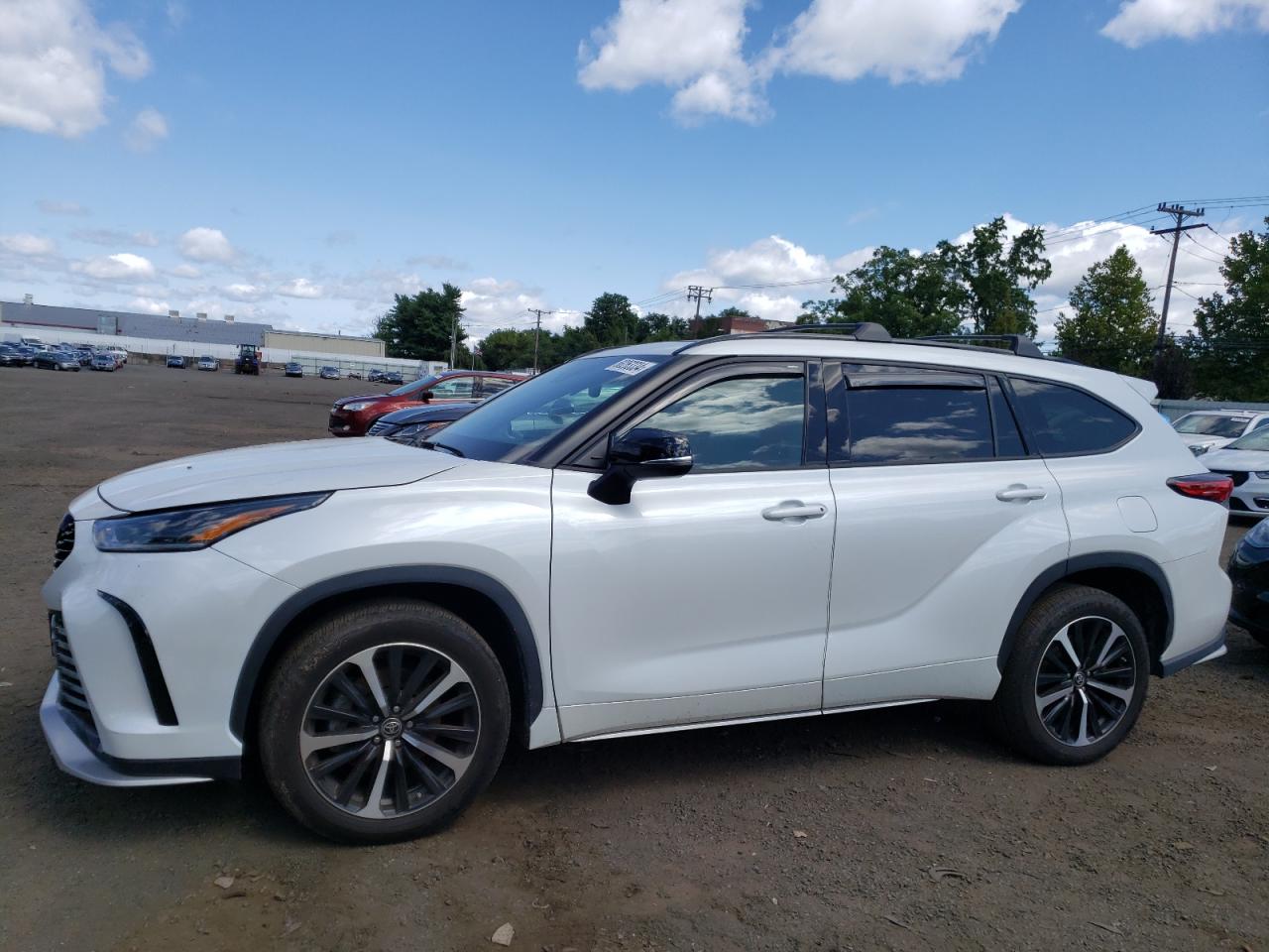 TOYOTA HIGHLANDER 2022