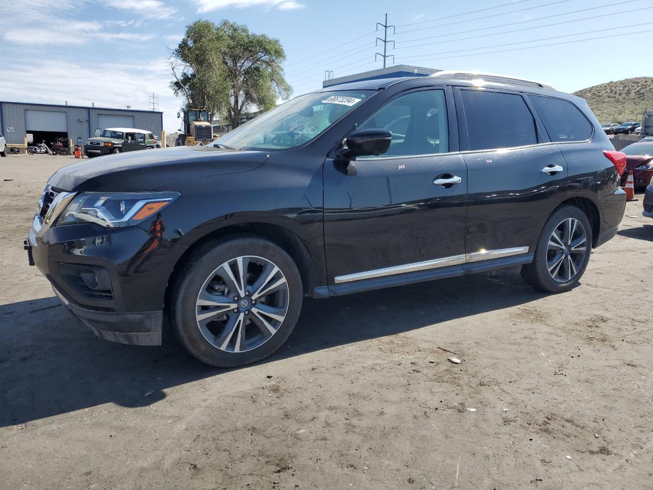 NISSAN PATHFINDER 2020