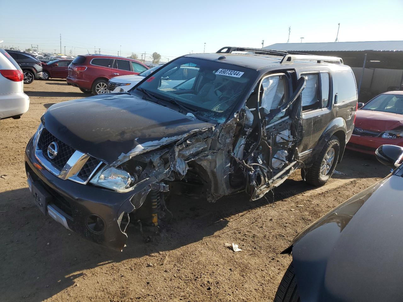 NISSAN PATHFINDER 2011