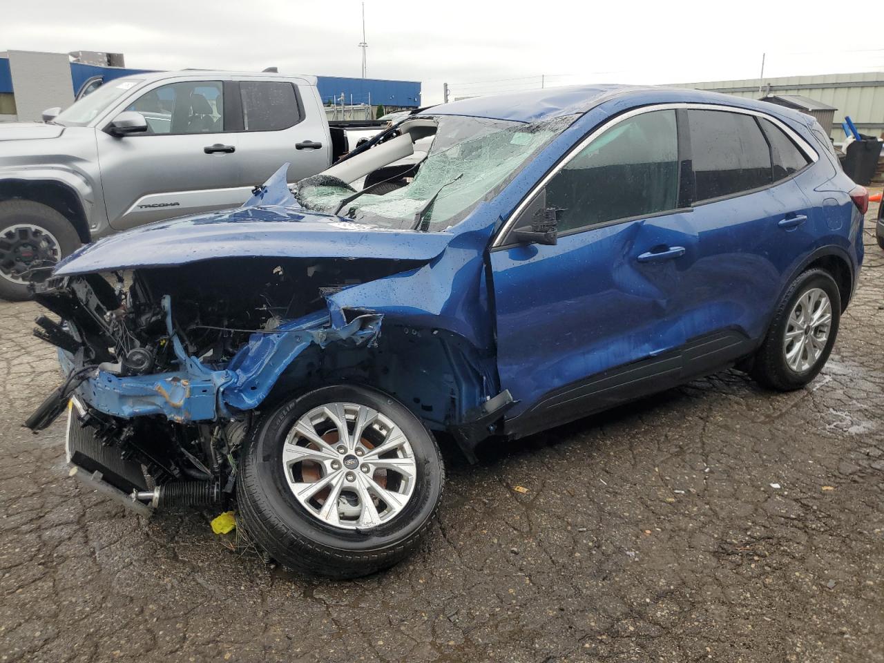 FORD Escape Act 2023