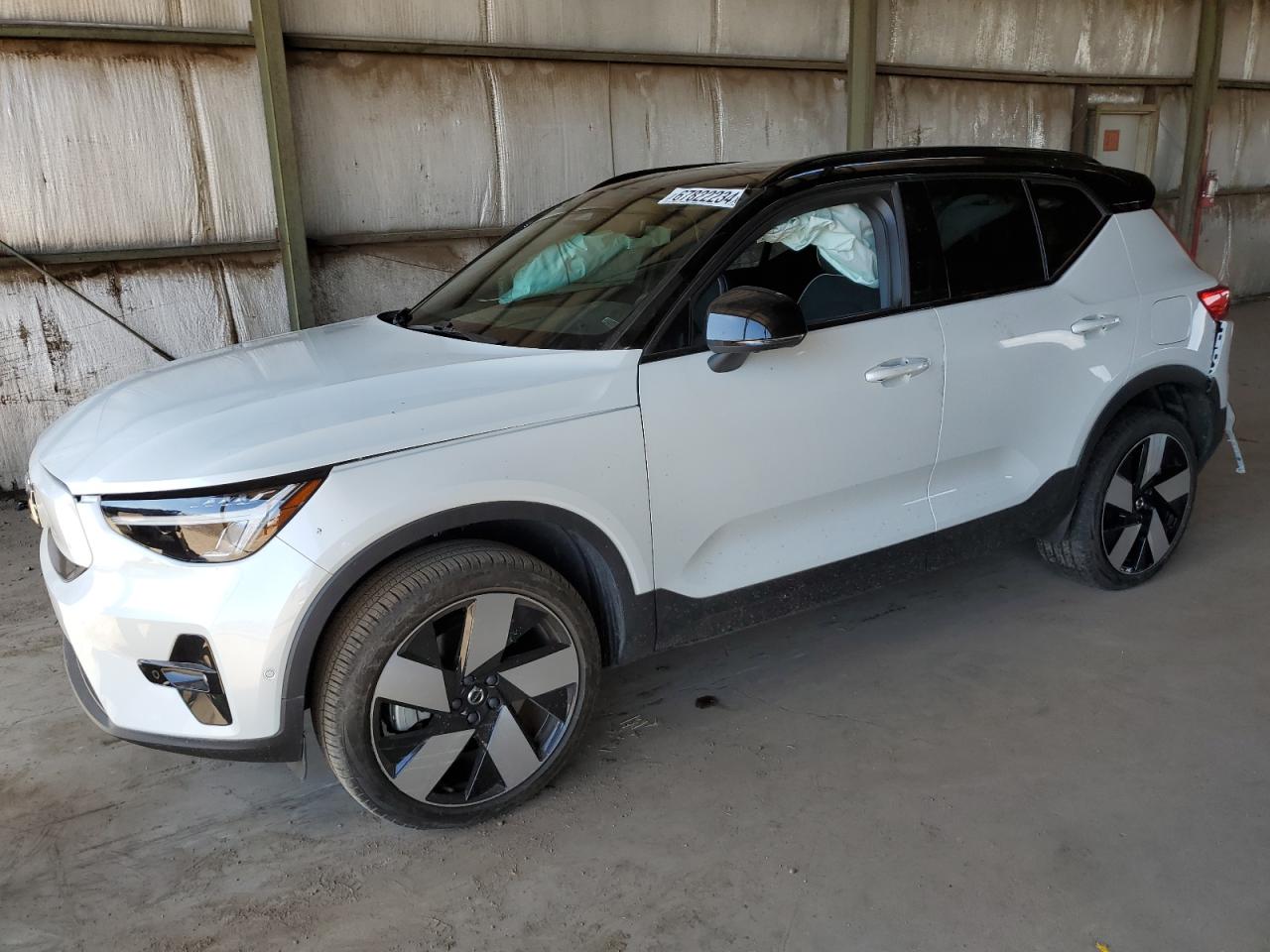VOLVO XC40 CORE 2023