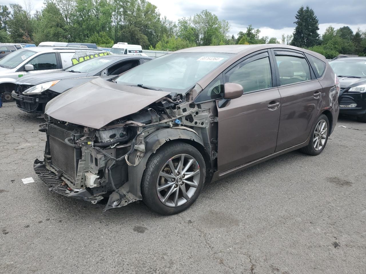 TOYOTA PRIUS V 2016