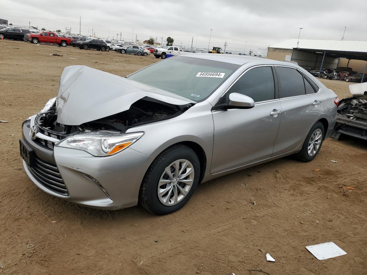 TOYOTA CAMRY LE 2016