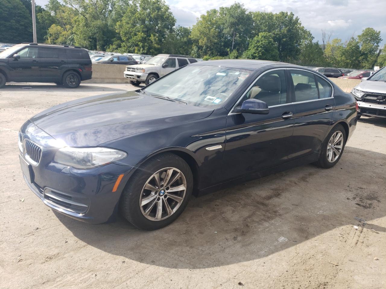 BMW 528 XI 2014