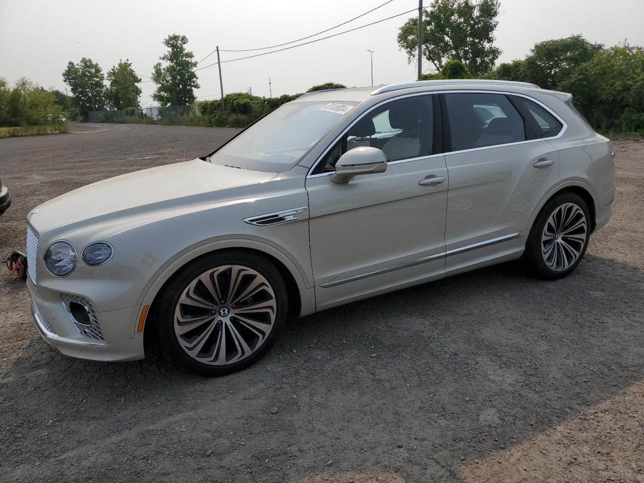 BENTLEY BENTAYGA 2022