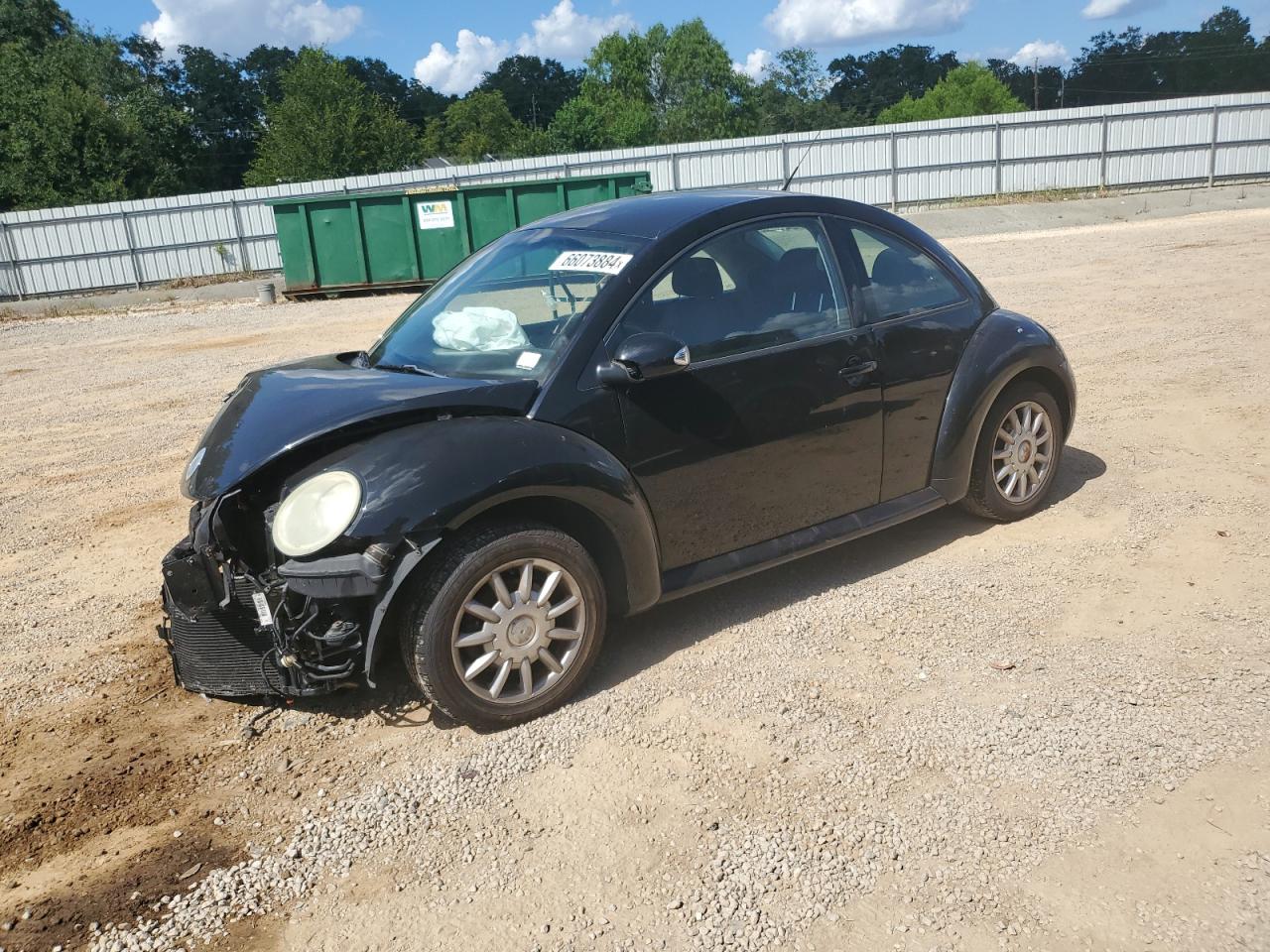 VOLKSWAGEN BEETLE 2005