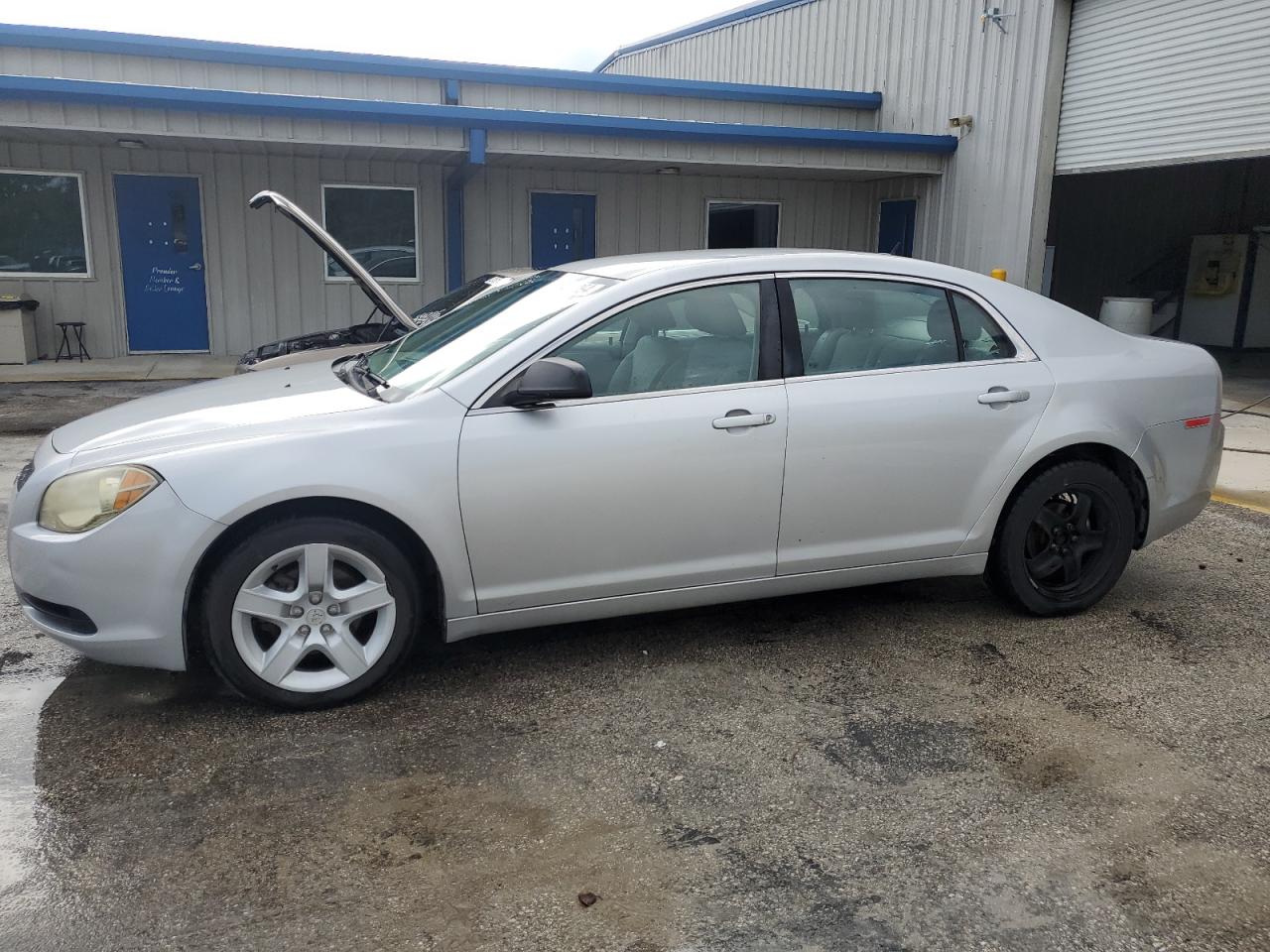 CHEVROLET MALIBU LS 2011