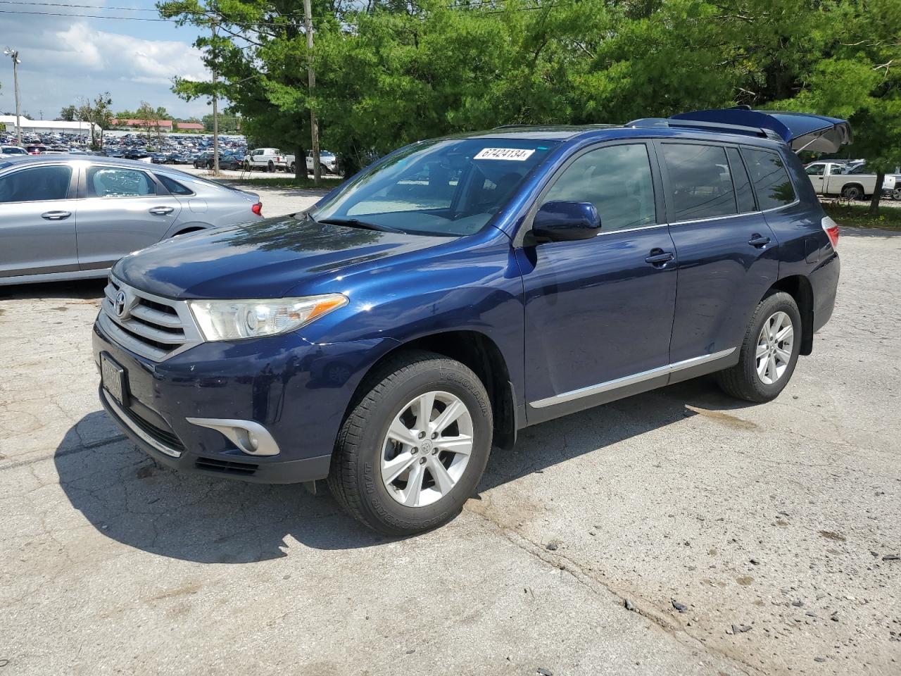 TOYOTA HIGHLANDER 2013