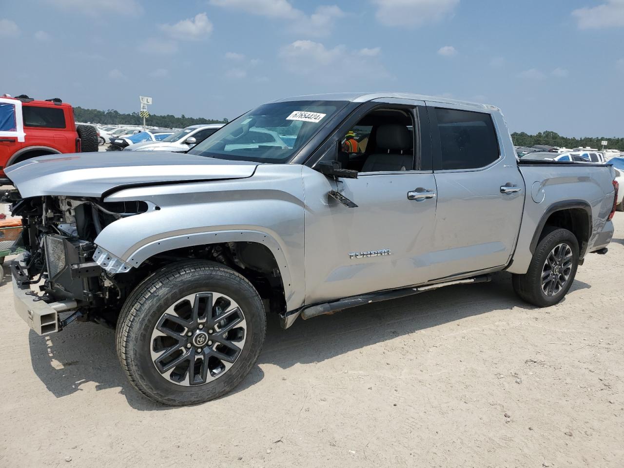 TOYOTA Tundra Cre 2024