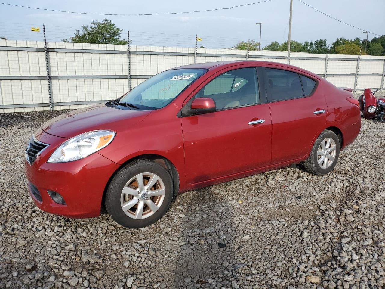 NISSAN VERSA S 2013
