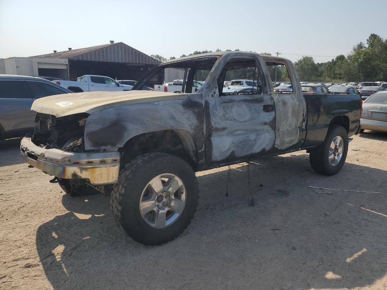 CHEVROLET SILVERADO 2004