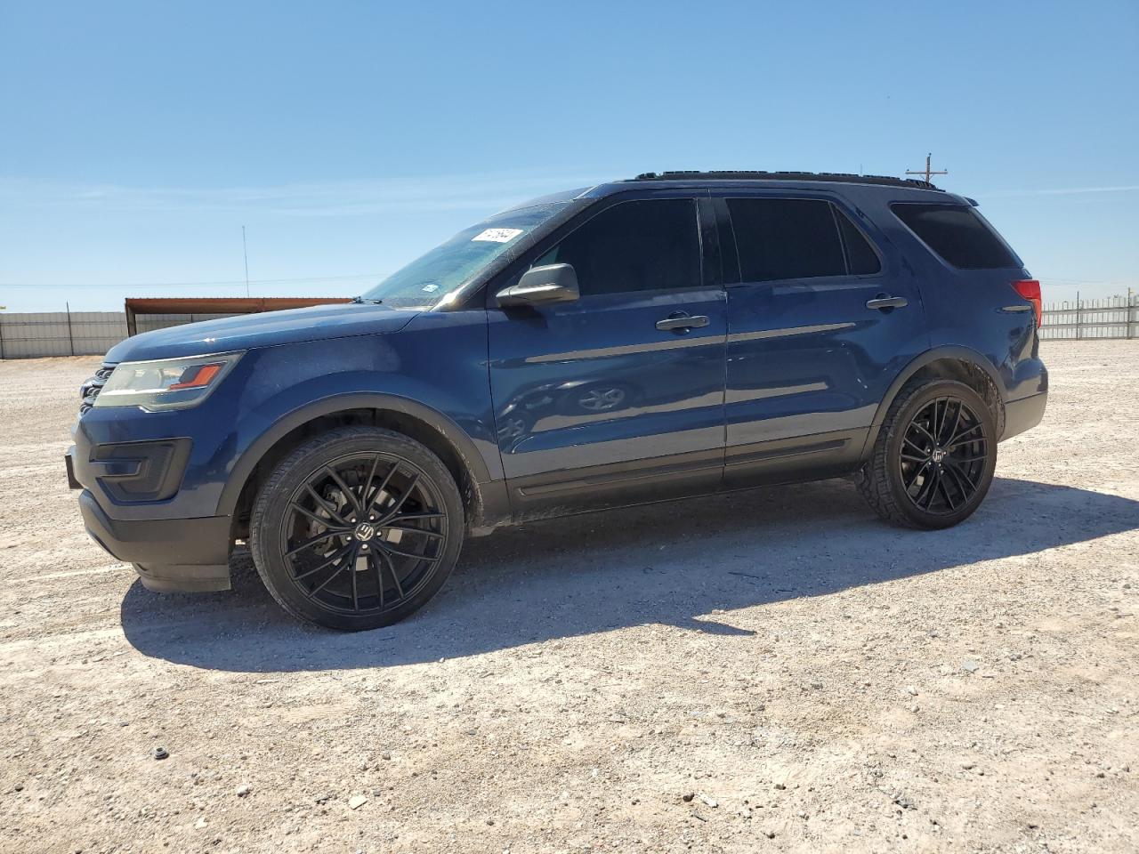 FORD EXPLORER 2017