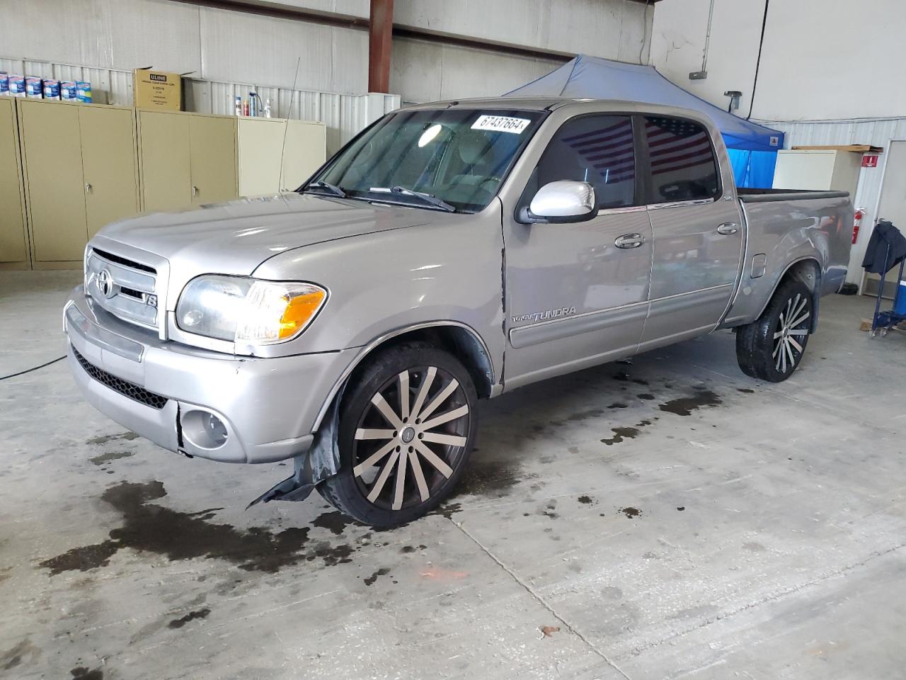 TOYOTA TUNDRA DOU 2005