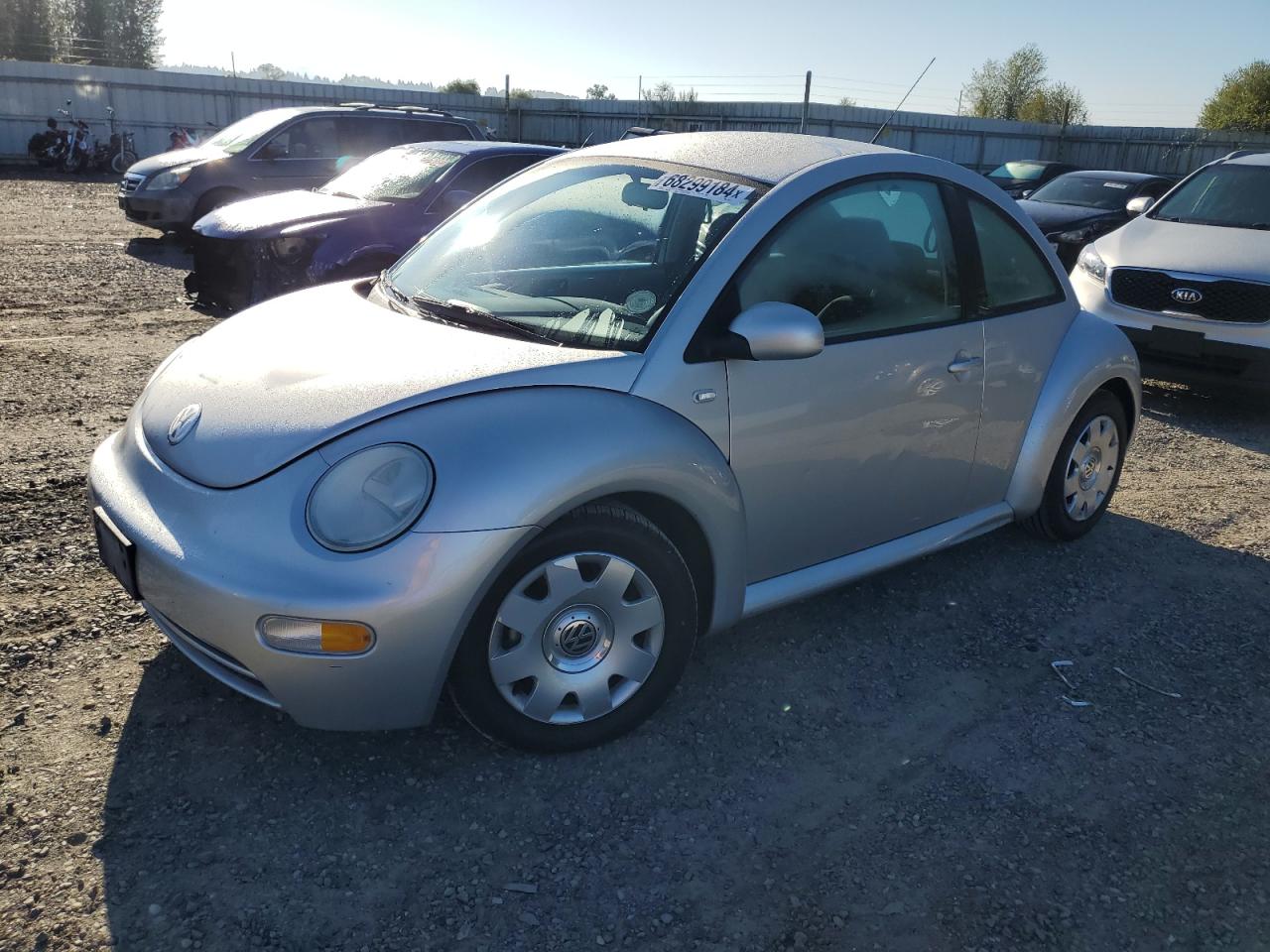 VOLKSWAGEN NEW BEETLE 2003
