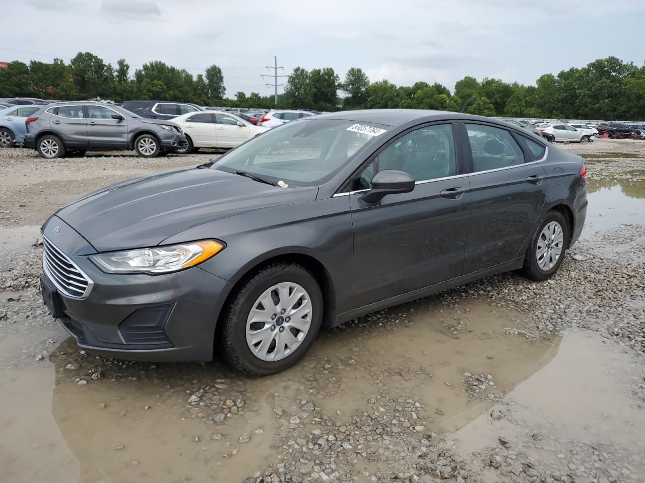 FORD FUSION S 2019