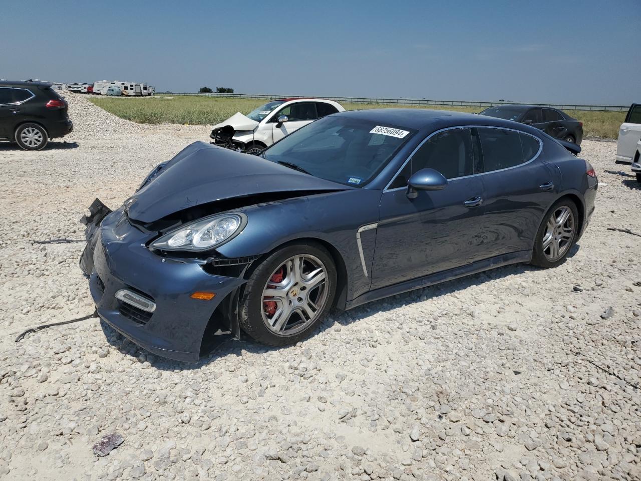 PORSCHE Panamera T 2010