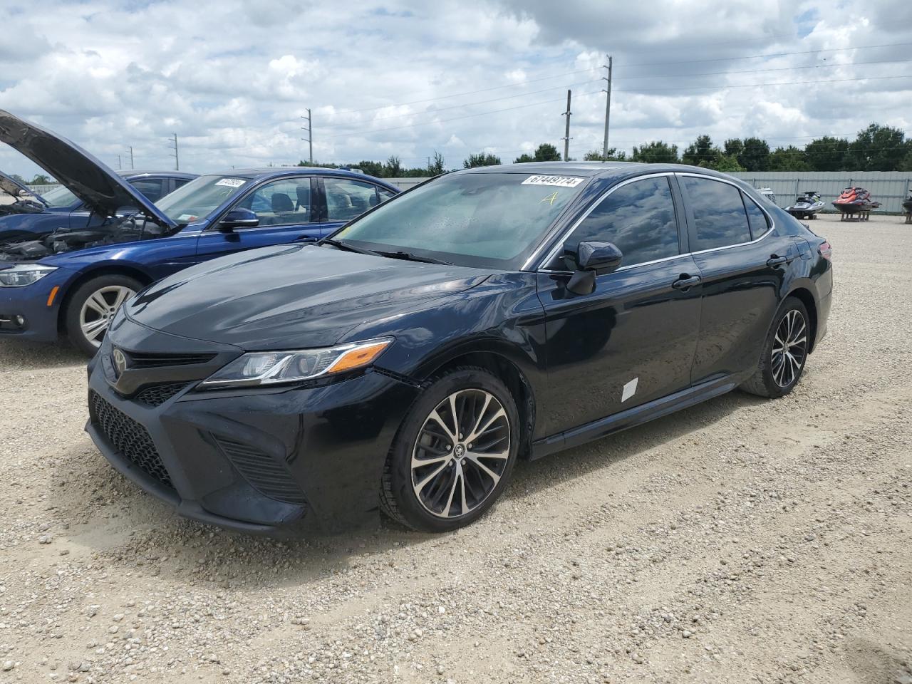 TOYOTA CAMRY 2020